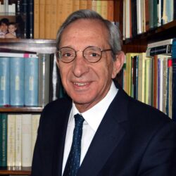 Ανακήρυξη του Ισπανού Ομότιμου Καθηγητή Πανεπιστημίου κ. Emilio Crespo ως Επίτιμο Mέλος της Επιτροπής Ελληνισμού